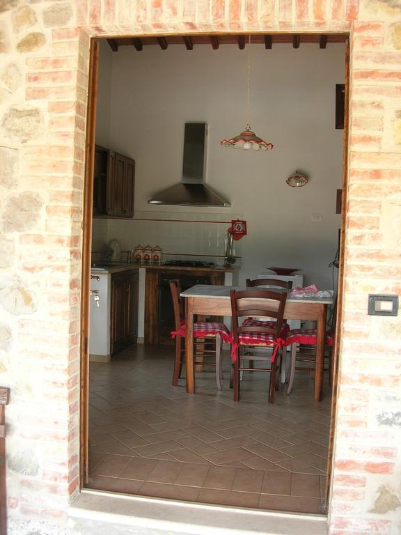 Agriturismo La Valle Del Sole Castiglione d'Orcia Ruang foto