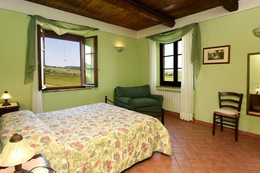 Agriturismo La Valle Del Sole Castiglione d'Orcia Bagian luar foto